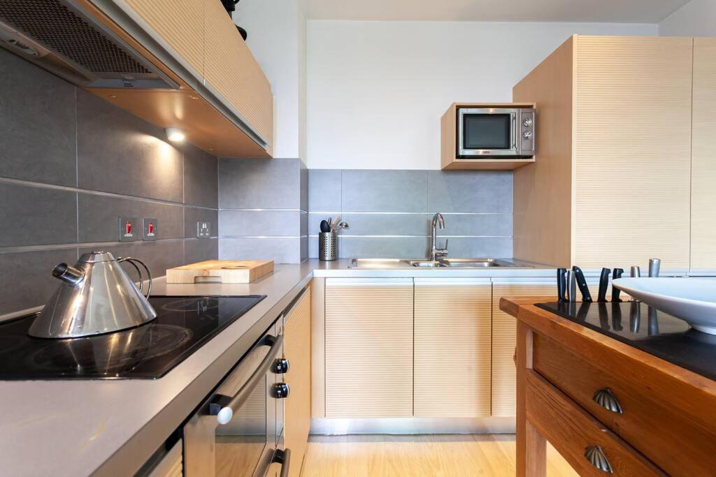Iconic Luxury Manchester Apartment Extérieur photo