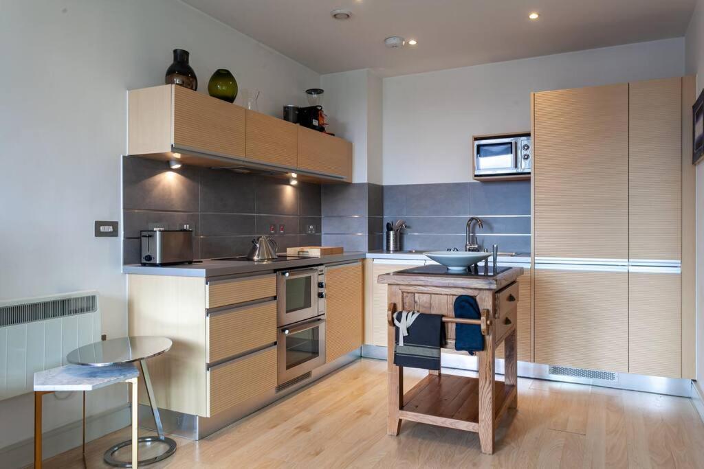Iconic Luxury Manchester Apartment Extérieur photo